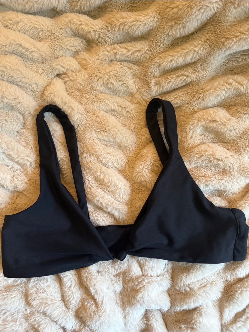 Skatie Penny Top in Black